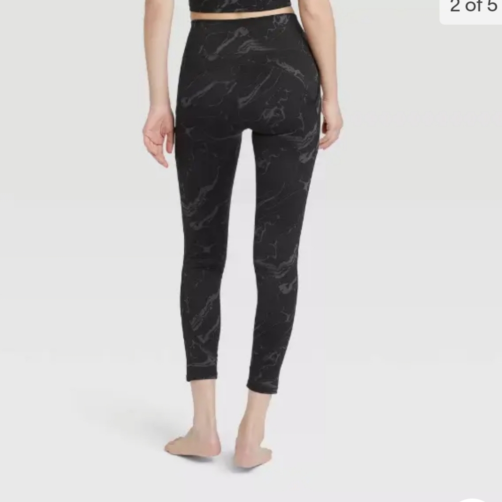 All in Motion Women's XS Size 7/8 Black Flex High-Rise Leggings w/ Side pocket - Picture 2 of 9